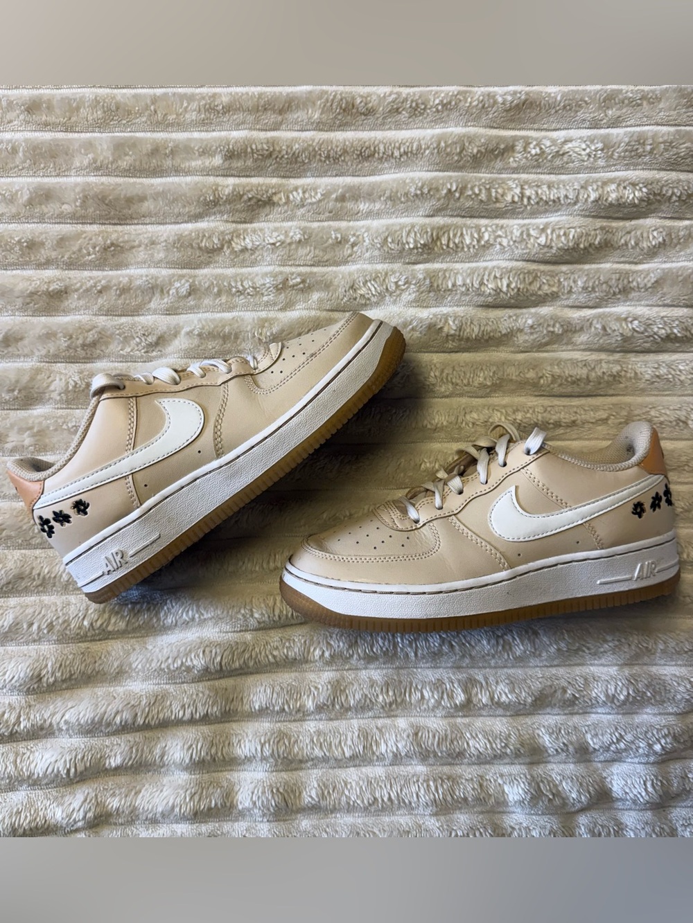 Nike Beige and White Low-Top Sneakers with Gum Outsole